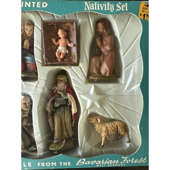 Vintage 1957 SS KRESGE Bavarian Forest Nativity 7 Piece Set (West Germany w/Box) - Picture 3 of 4